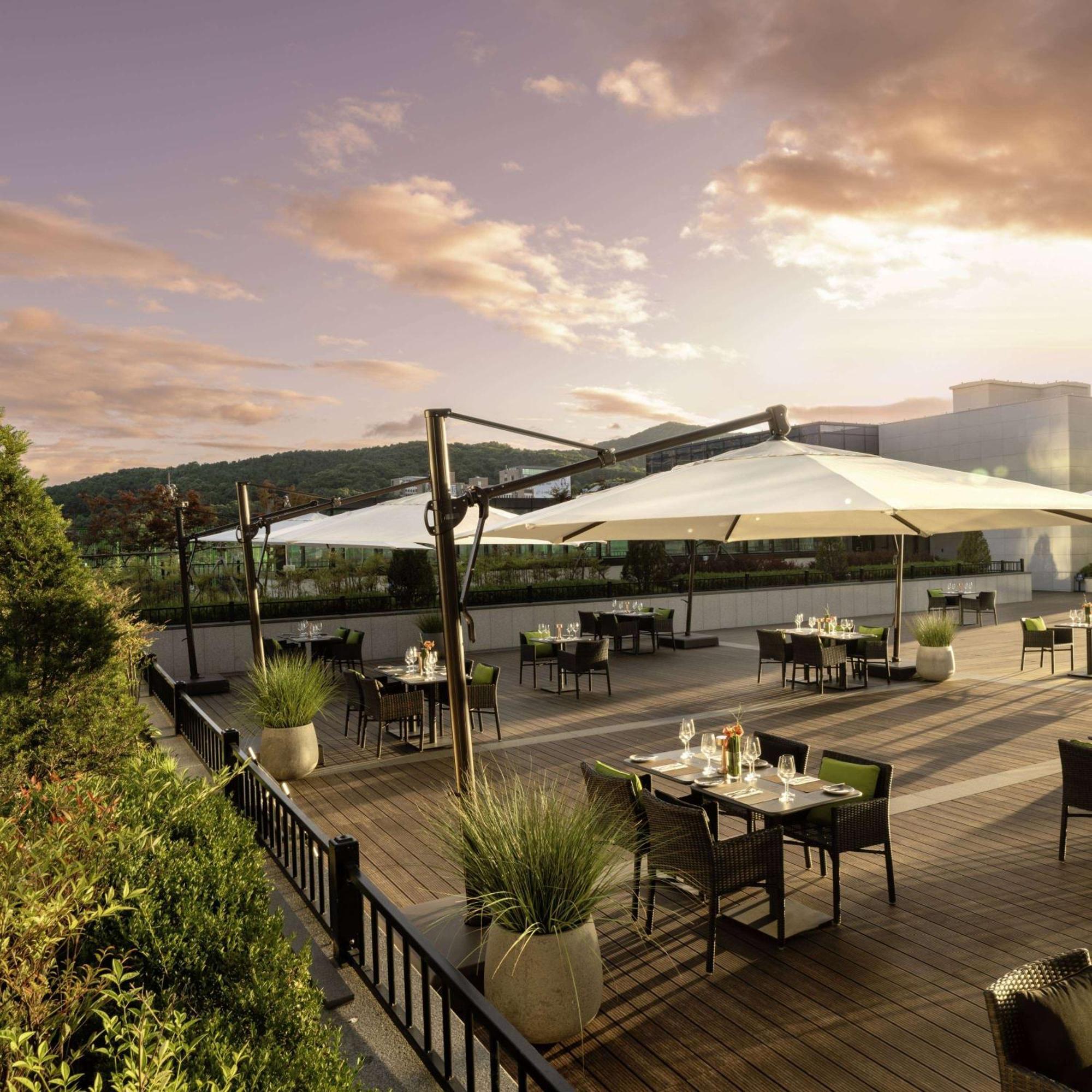 Doubletree By Hilton Seoul Pangyo Hotel Seongnam Exterior foto